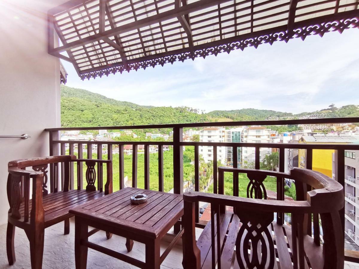 Az Hotel Patong Exterior photo