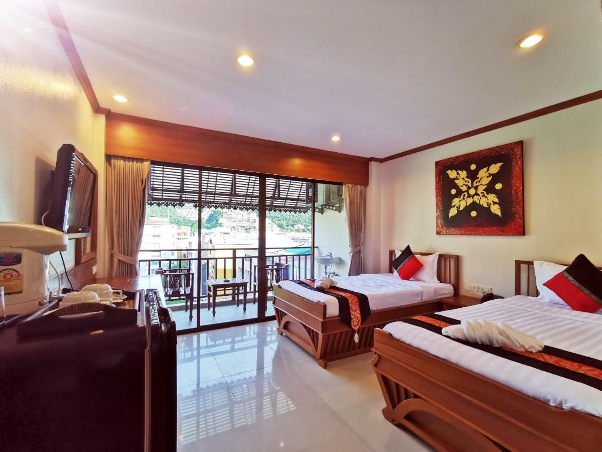 Az Hotel Patong Exterior photo